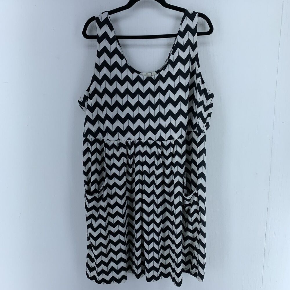 Saint Tropez West Womens 2X Dress Black White‎ Beach Vacation Coastal Pockets